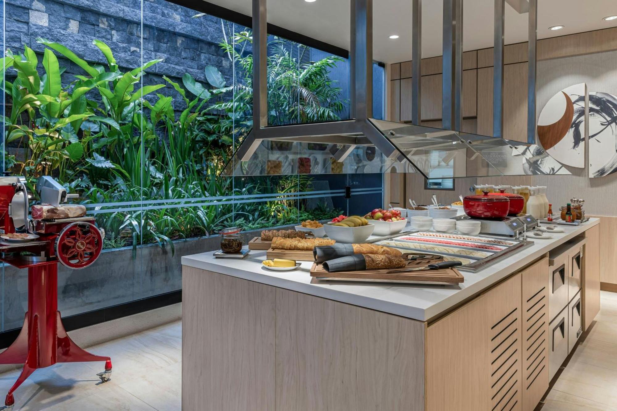 Ac Hotel San Jose Airport Belen Екстериор снимка